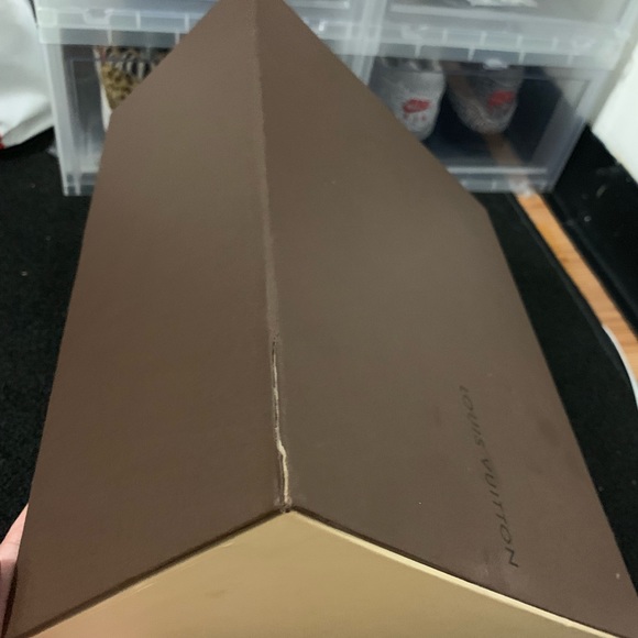 Louis Vuitton box - Picture 3 of 8